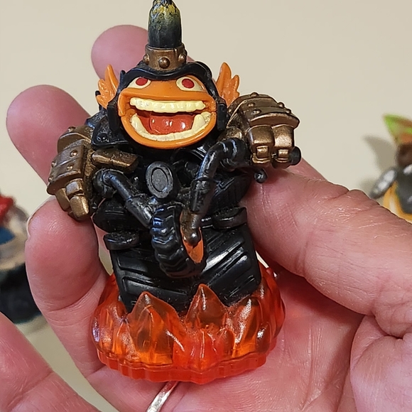 Activision Skylanders Action Figures Mixed Lot of 7 Flaws - Picture 7 of 16